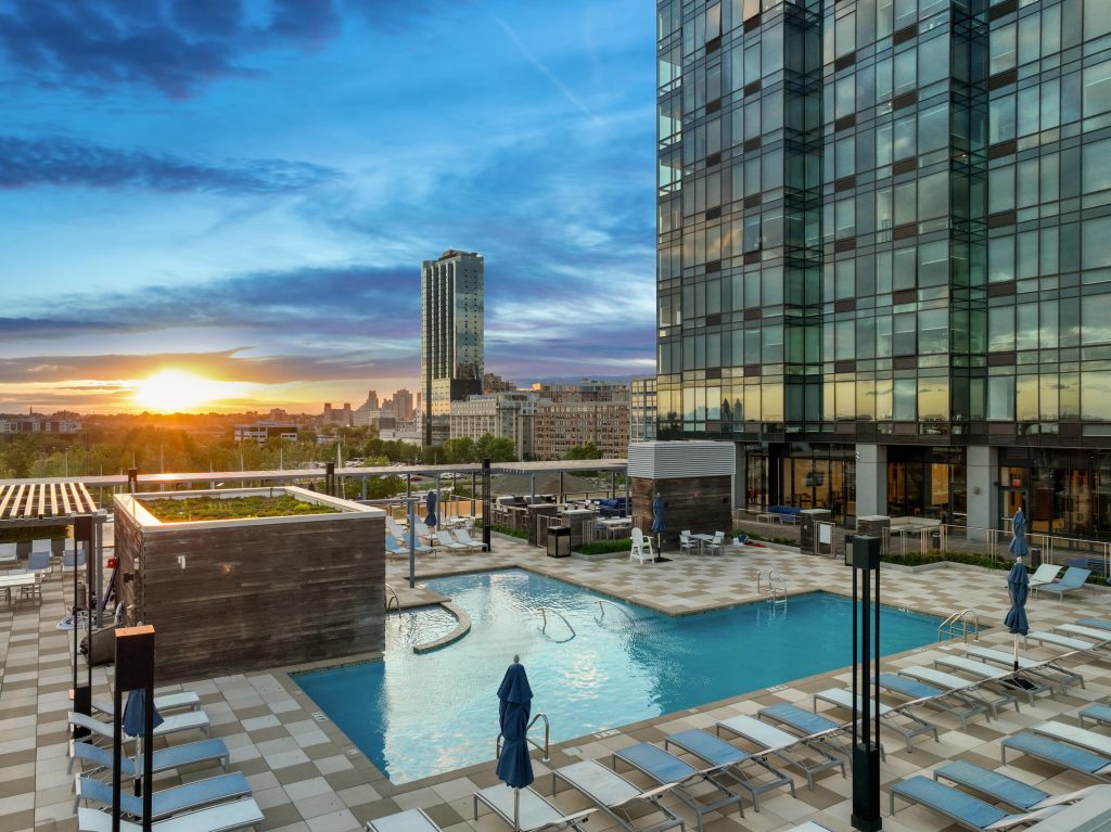 Vantage Collection Rooftop Pool